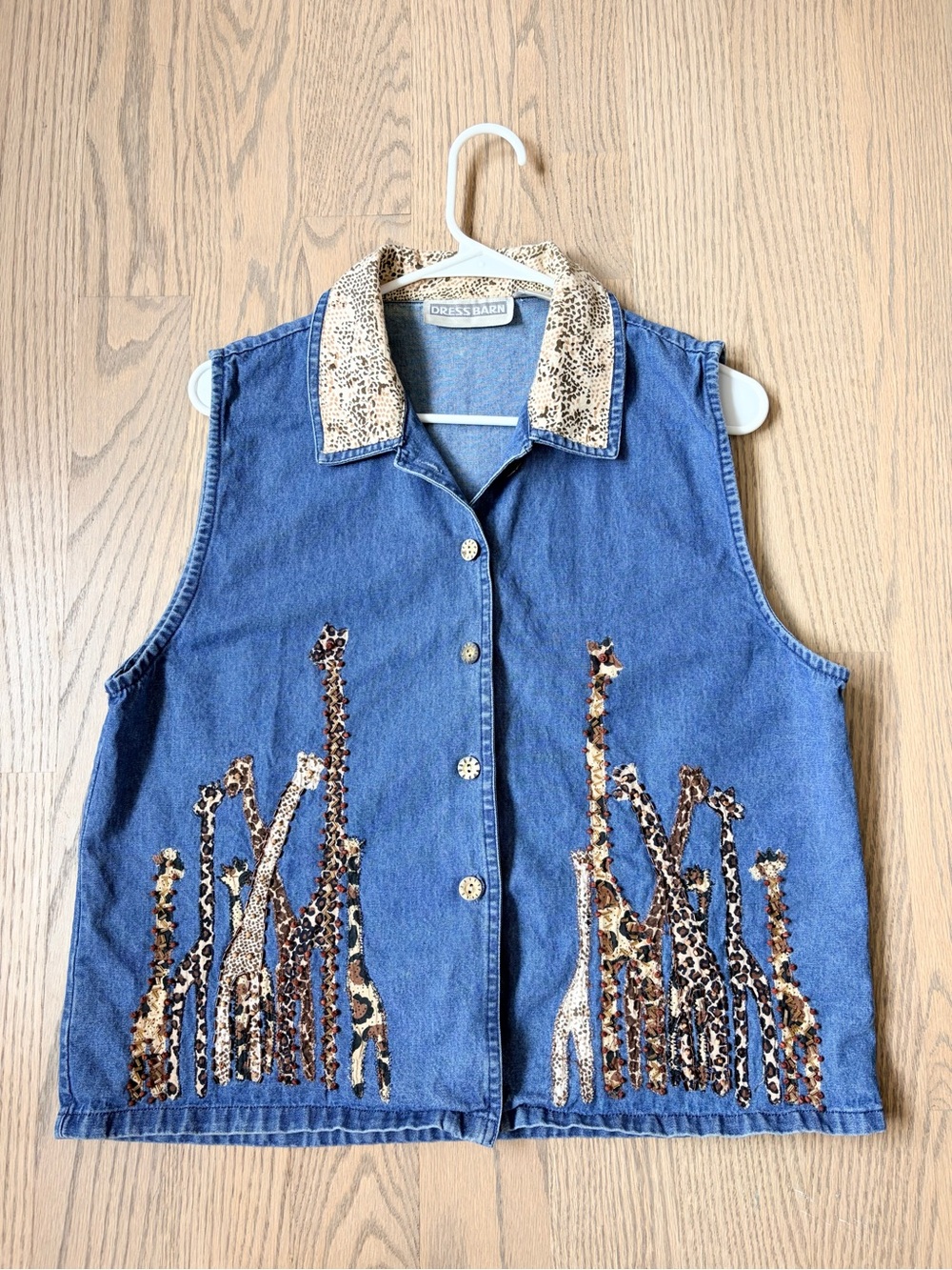 dressbarn denim dress Vintage Barn 90s Collared Giraffe Cotton … Denim vest These Kelly Clarkson-Inspired Velvet week4225_20251012 Medium wash Color:MAUVE